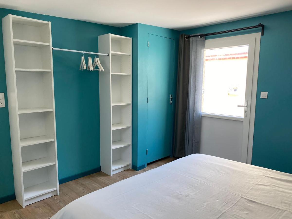Aux Bains Des Mots